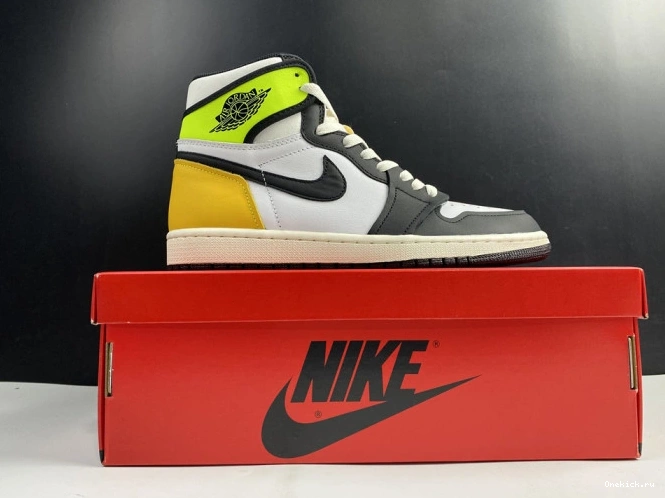 One Kick 555088-118 HIGH AIR OG GOLD' JORDAN RETRO 'VOLT 1 0716